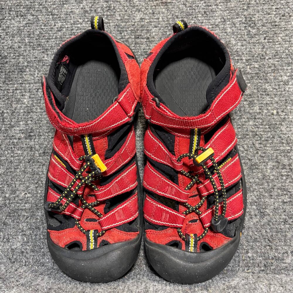 KEEN Newport H2 Womens Size 5 Red Black Waterproof Hiking Water Sandals Shoes
